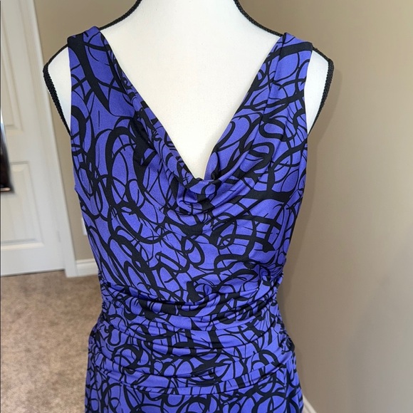 Cleo Dress Black Purple Midi V-Neck Sleeveless Tummy Control Ruched Women's Sz8P - Picture 3 of 14